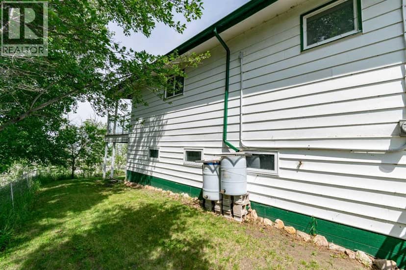 44 Lakeview Avenue — photo 31 of 40
