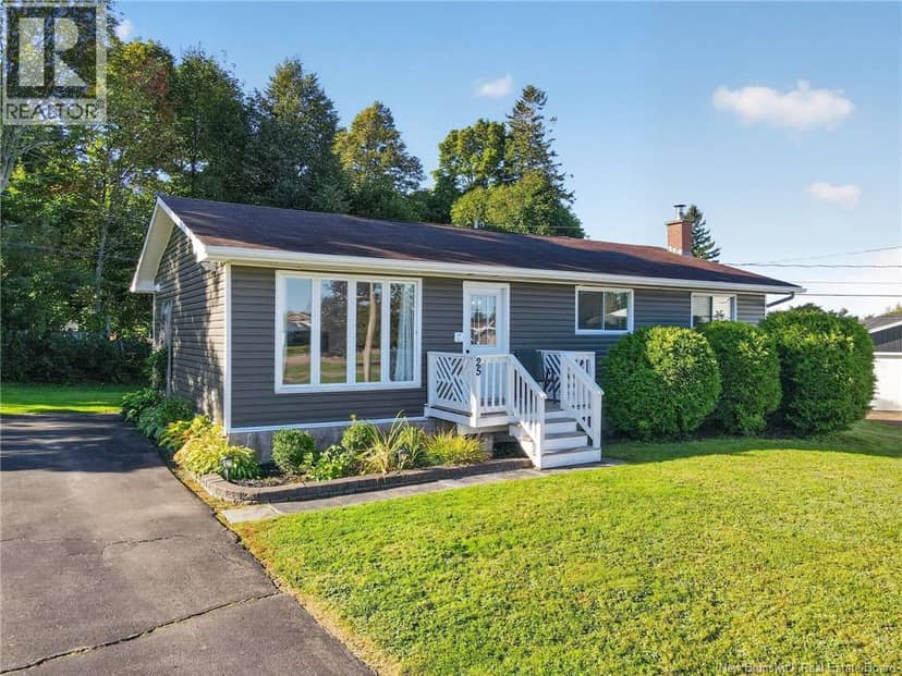 25 Boishebert Street — photo 1 of 40