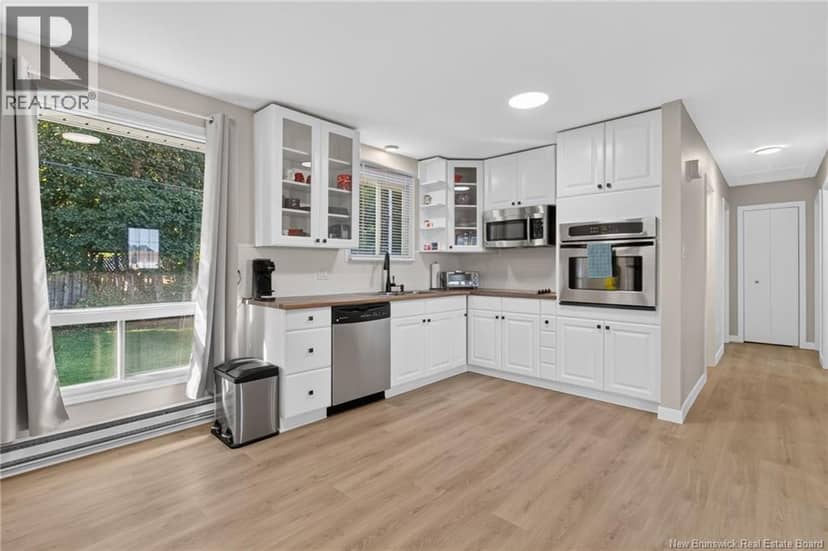 25 Boishebert Street — photo 3 of 40