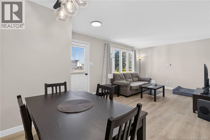 25 Boishebert Street — photo 7 of 40