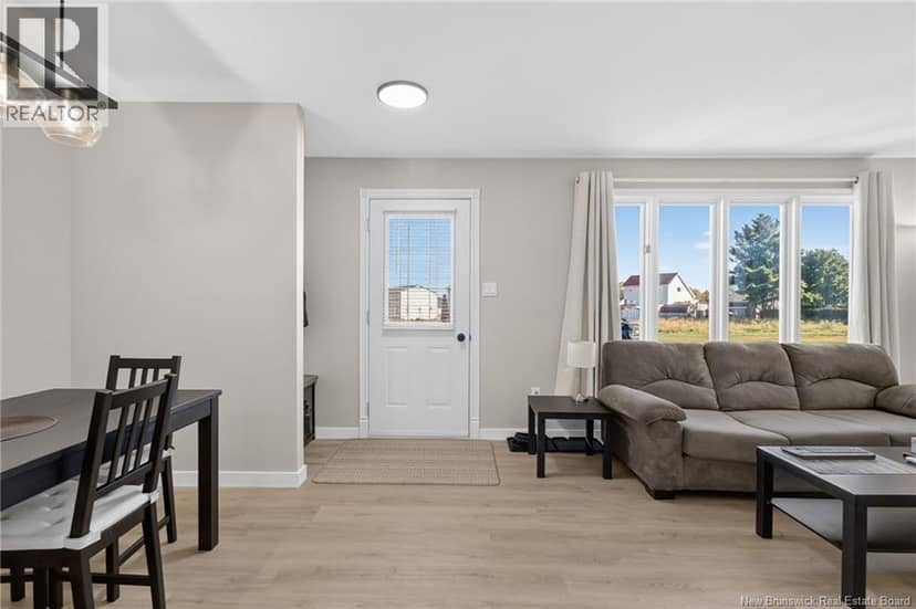 25 Boishebert Street — photo 8 of 40