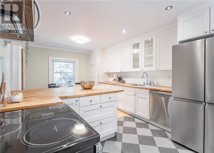 332 Homewood Avenue — photo 9 of 40