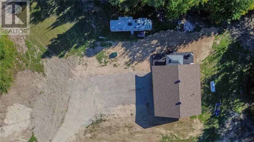 141 Massicotte Road, Massey, photo 4