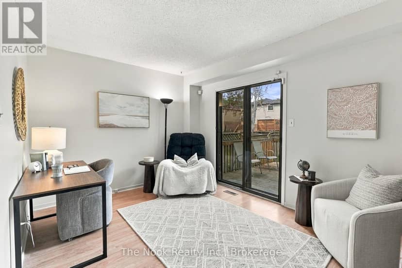 27 Field Crescent — photo 12 of 34