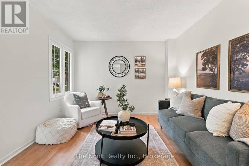 27 Field Crescent, Ajax, photo 5