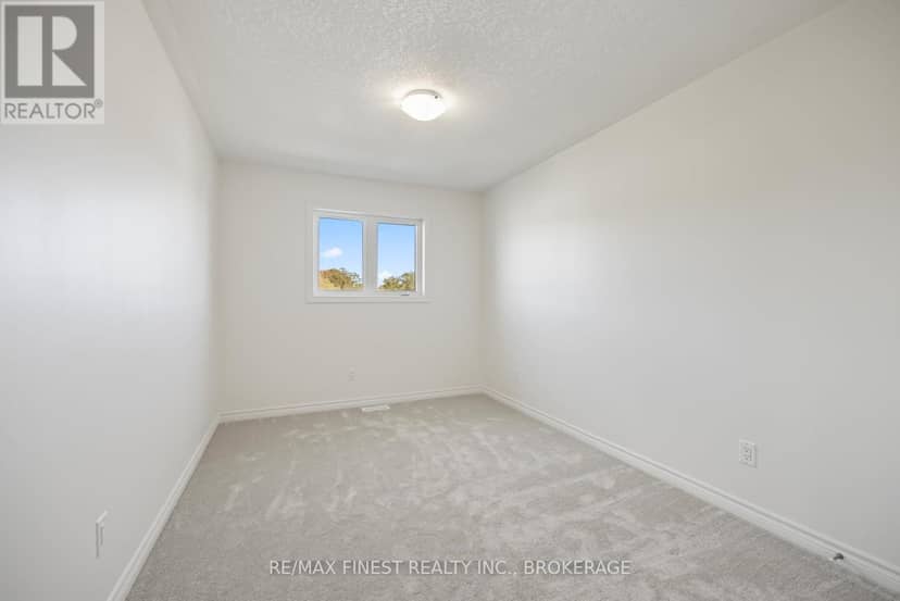 190 Heritage Park Drive — photo 18 of 25