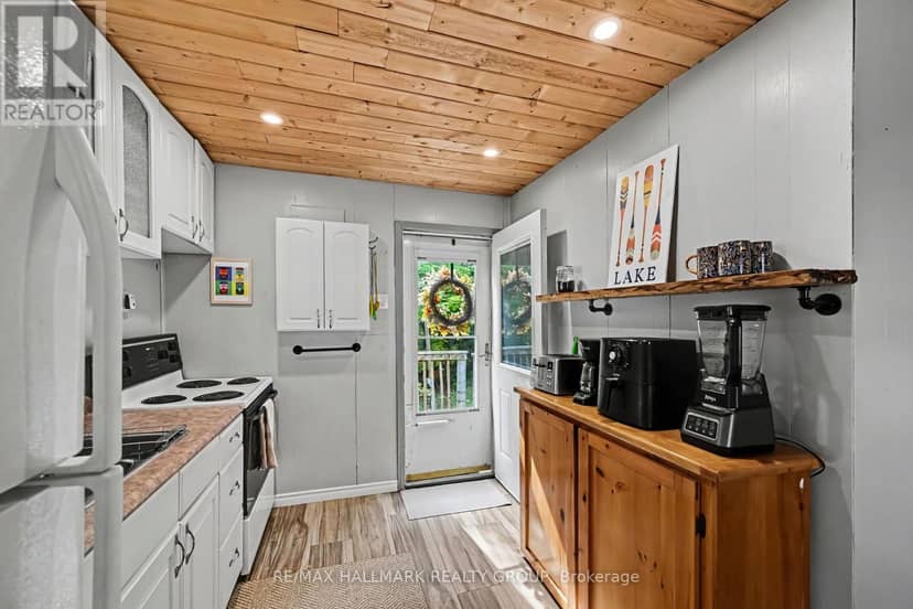 302 Egan Lane — photo 12 of 40