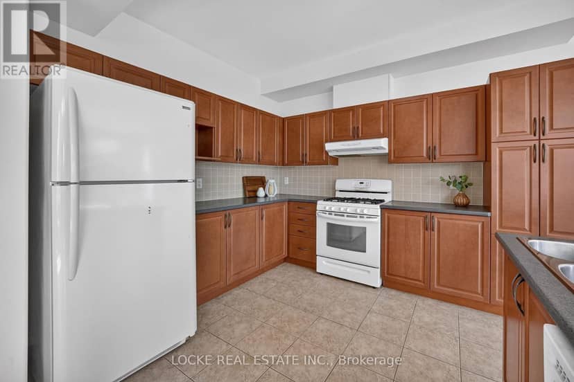 658 Everlasting Crescent — photo 12 of 40