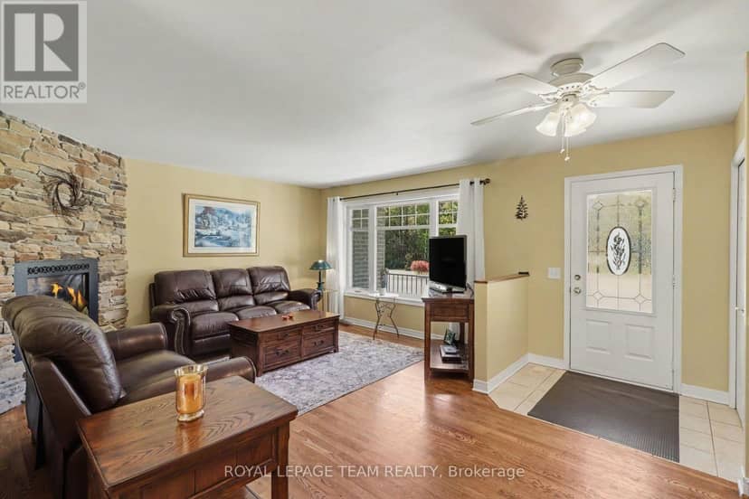 9161 County Rd. 44 Road, Edwardsburgh/Cardinal, photo 5