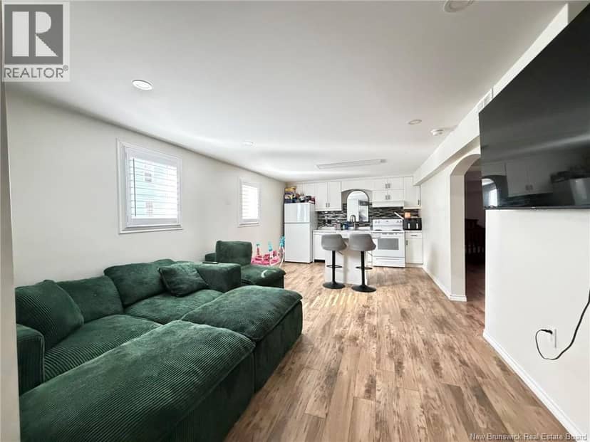 209-211 Duke Street — photo 8 of 38