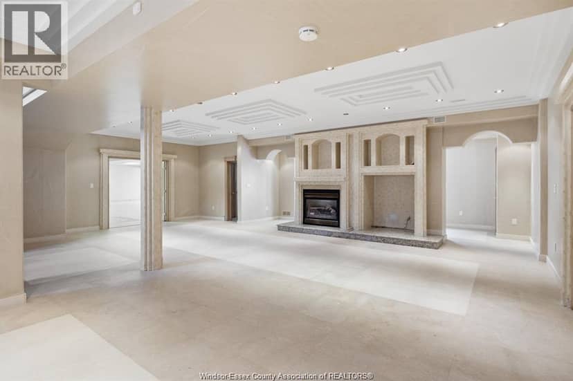 7348 Howard — photo 31 of 40