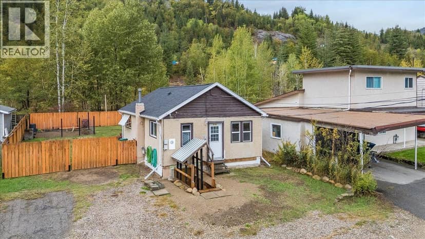 256 2nd Avenue, Rivervale