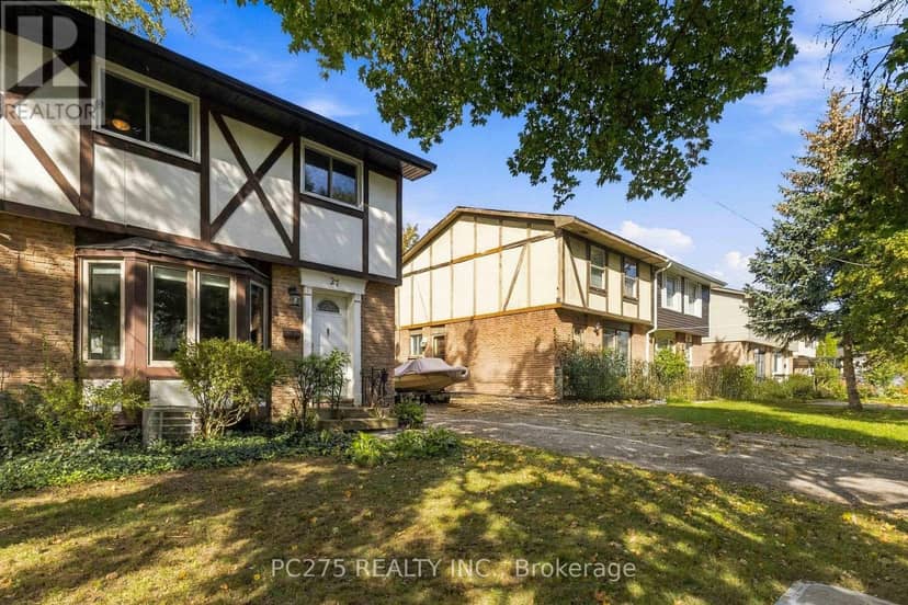 27 Sasha Crescent, London South, photo 2