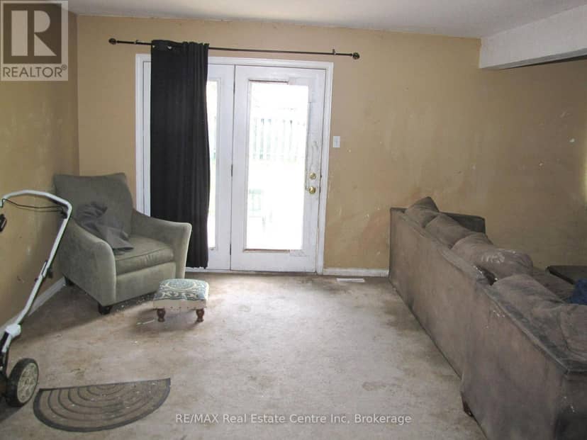 171 Deerpath Drive — photo 6 of 10