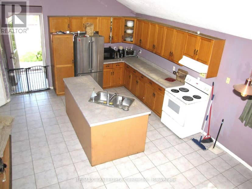 171 Deerpath Drive — photo 8 of 10