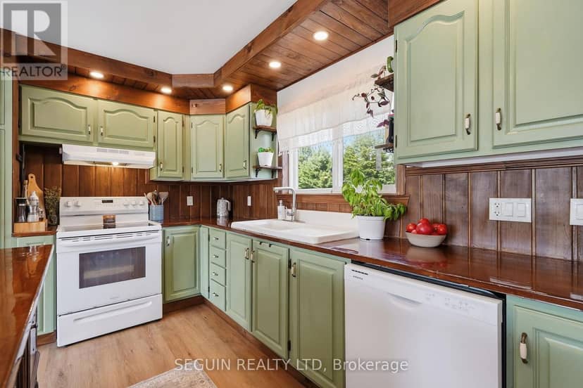 389 Concession 7 Road — photo 13 of 39