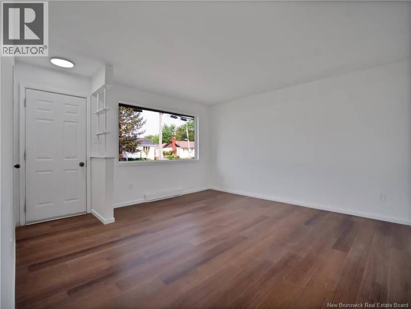 191 Second Avenue — photo 4 of 38