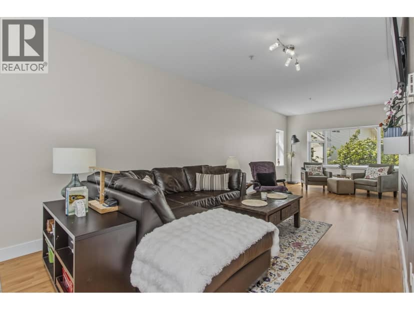2 1200 EDGEWATER DRIVE, Squamish, photo 7