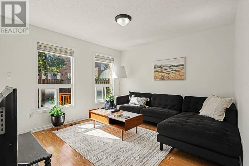 30 Hartmoor Street, Markham, photo 4