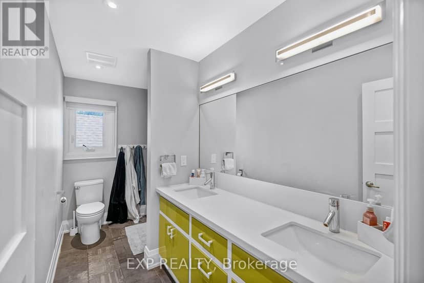 17 Chamberlain Court — photo 29 of 40