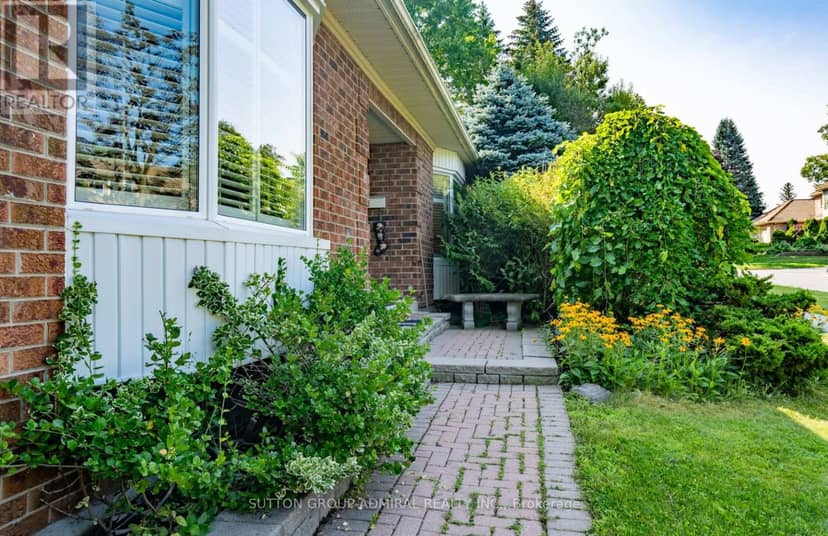 284 Murray Drive — photo 3 of 27