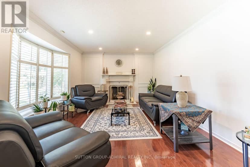 284 Murray Drive — photo 5 of 27