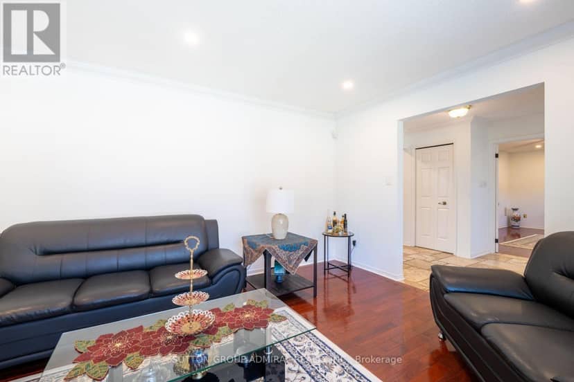 284 Murray Drive — photo 7 of 27