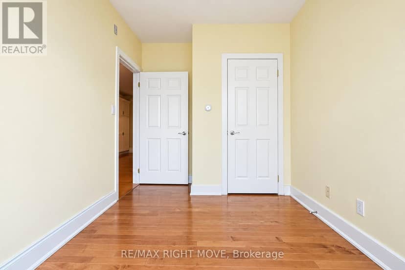 301 - 140 Cedar Island Road — photo 17 of 40