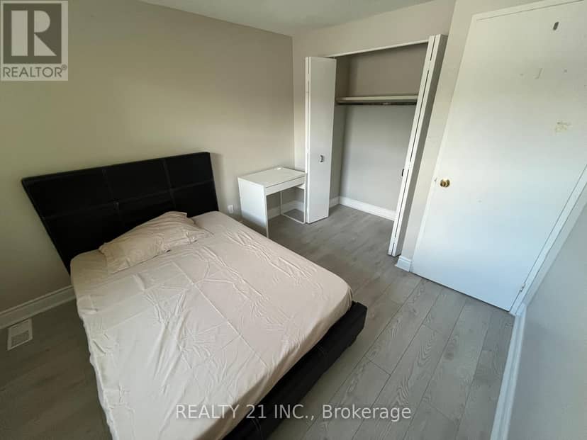 2 - 405 Keats Way — photo 12 of 25