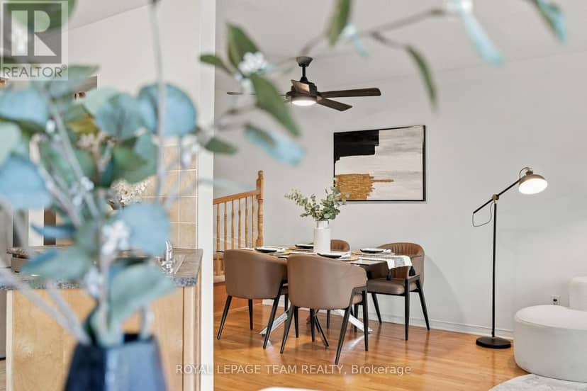 135 Gatespark Private — photo 13 of 40