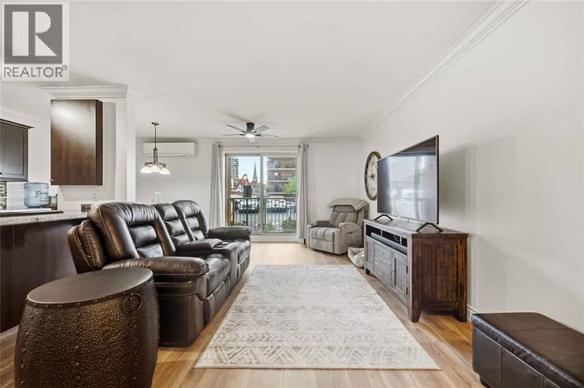 10 Derby LANE Unit# 108 — photo 2 of 20