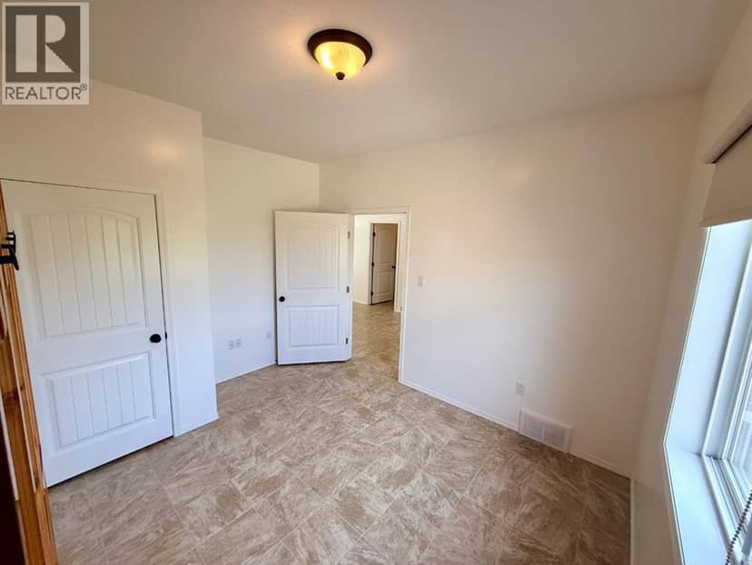 10902 100 Ave Unit 4 — photo 18 of 30