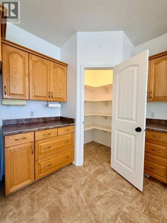 10902 100 Ave Unit 4 — photo 13 of 30
