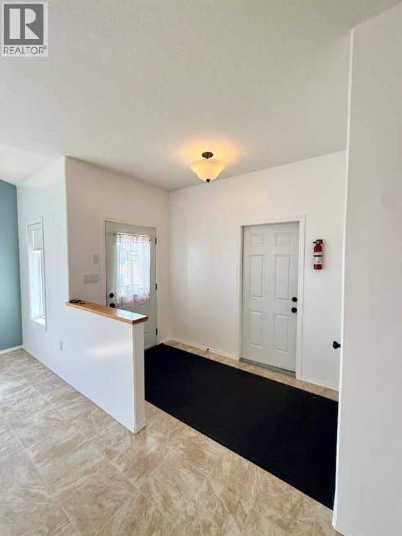 10902 100 Ave Unit 4, La Crete, photo 7