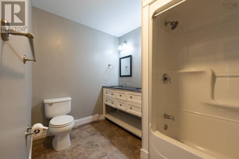 6032 Highway 1 — photo 10 of 17