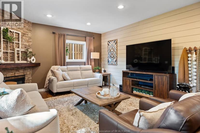 35 Whelan Drive — photo 18 of 38
