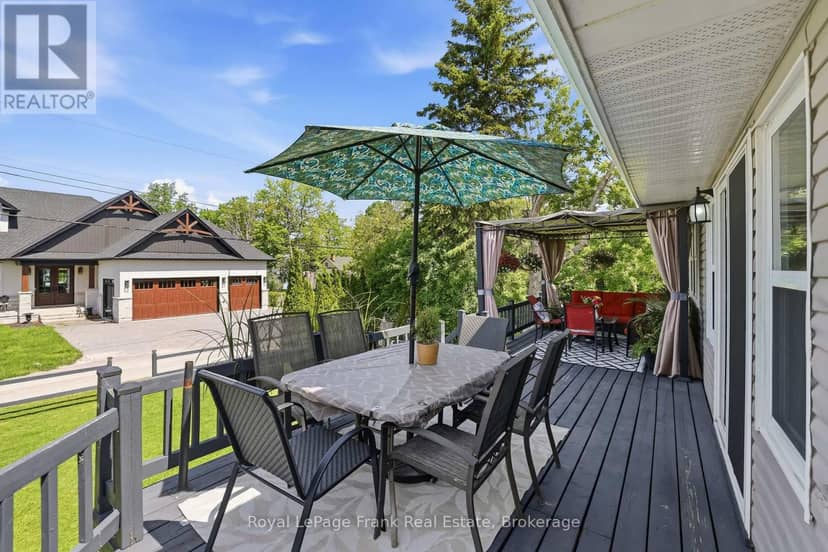 18 Armstrong Avenue — photo 36 of 40