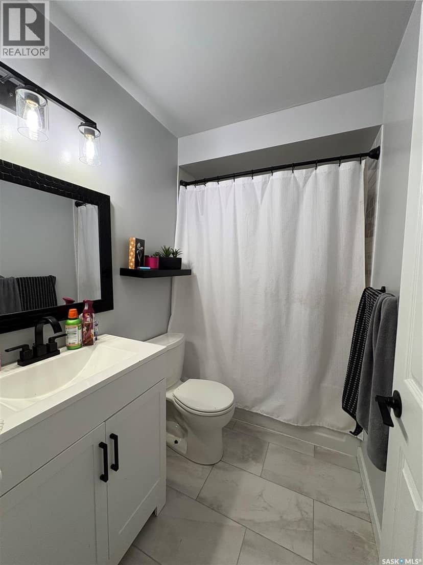 147 Fuhrmann CRESCENT — photo 12 of 33