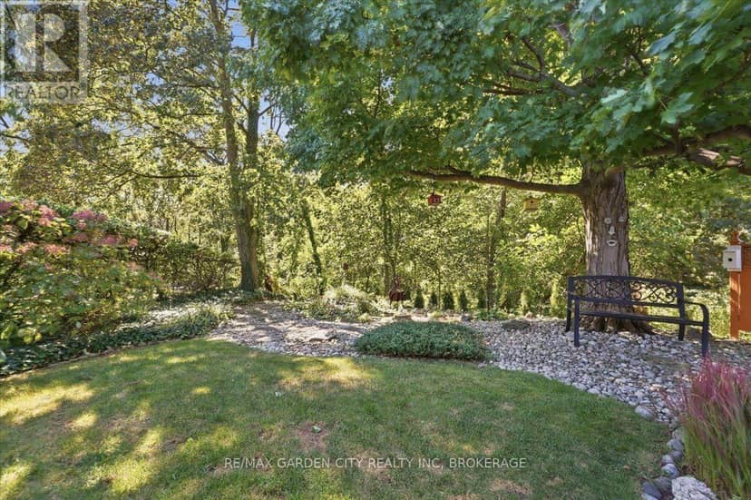 98 Village Road — photo 34 of 40