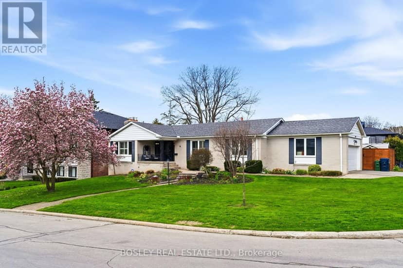 18 Tetbury Crescent, Toronto