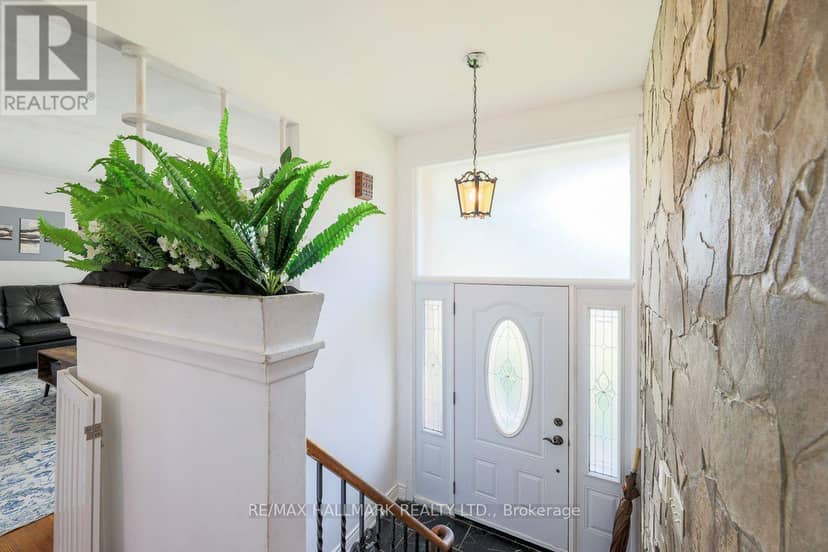 28 Fermoy Road — photo 4 of 31