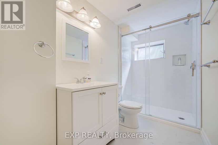 82 Derby Court — photo 18 of 40