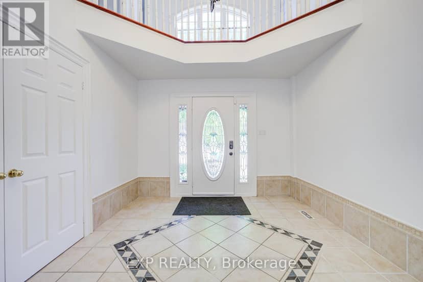 82 Derby Court, Newmarket, photo 3