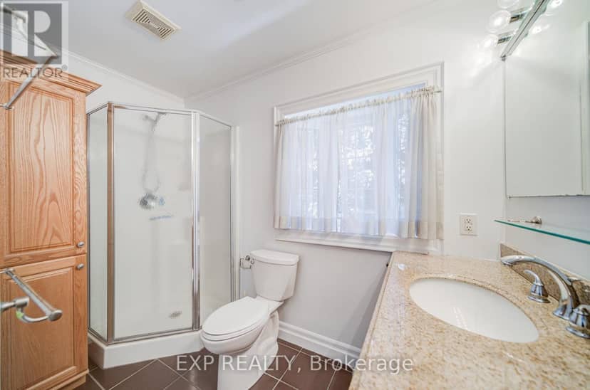 82 Derby Court — photo 34 of 40