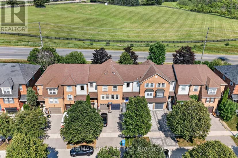 47 Milloy Place, Aurora, photo 2