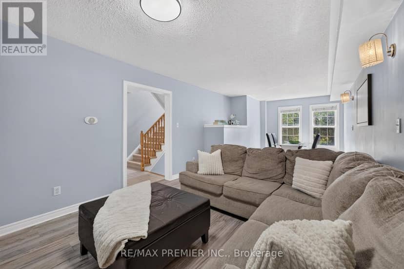 47 Milloy Place, Aurora, photo 4