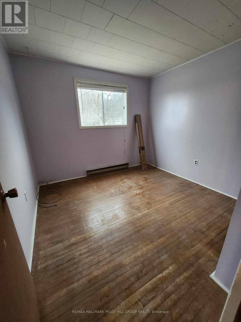 332 Champlain Road — photo 10 of 18