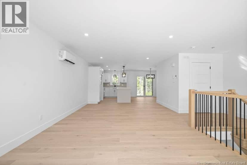 193 Carrington Drive — photo 12 of 40