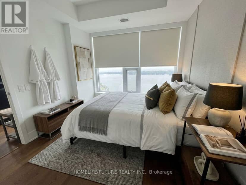 5307 - 10 York Street — photo 5 of 10
