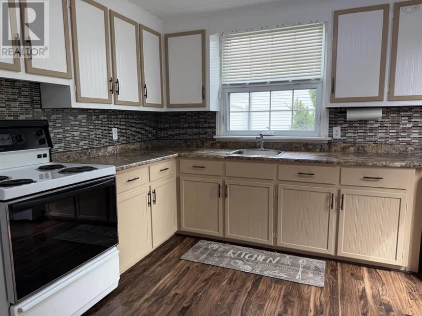 8 Wilson Court — photo 13 of 37